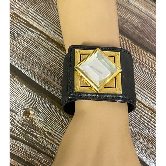 Michael Kors Wide Black Leather Clear Crystal Click Close Wrap 6 1/2" Bracelet - Picture 1 of 7